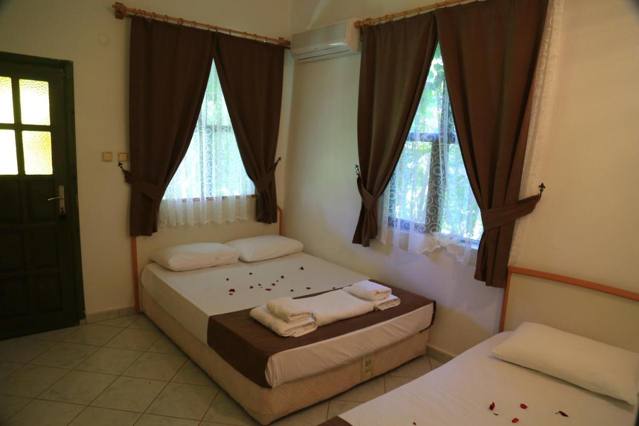 Tunays Pansiyon Bed & Breakfast Çıralı Cameră foto