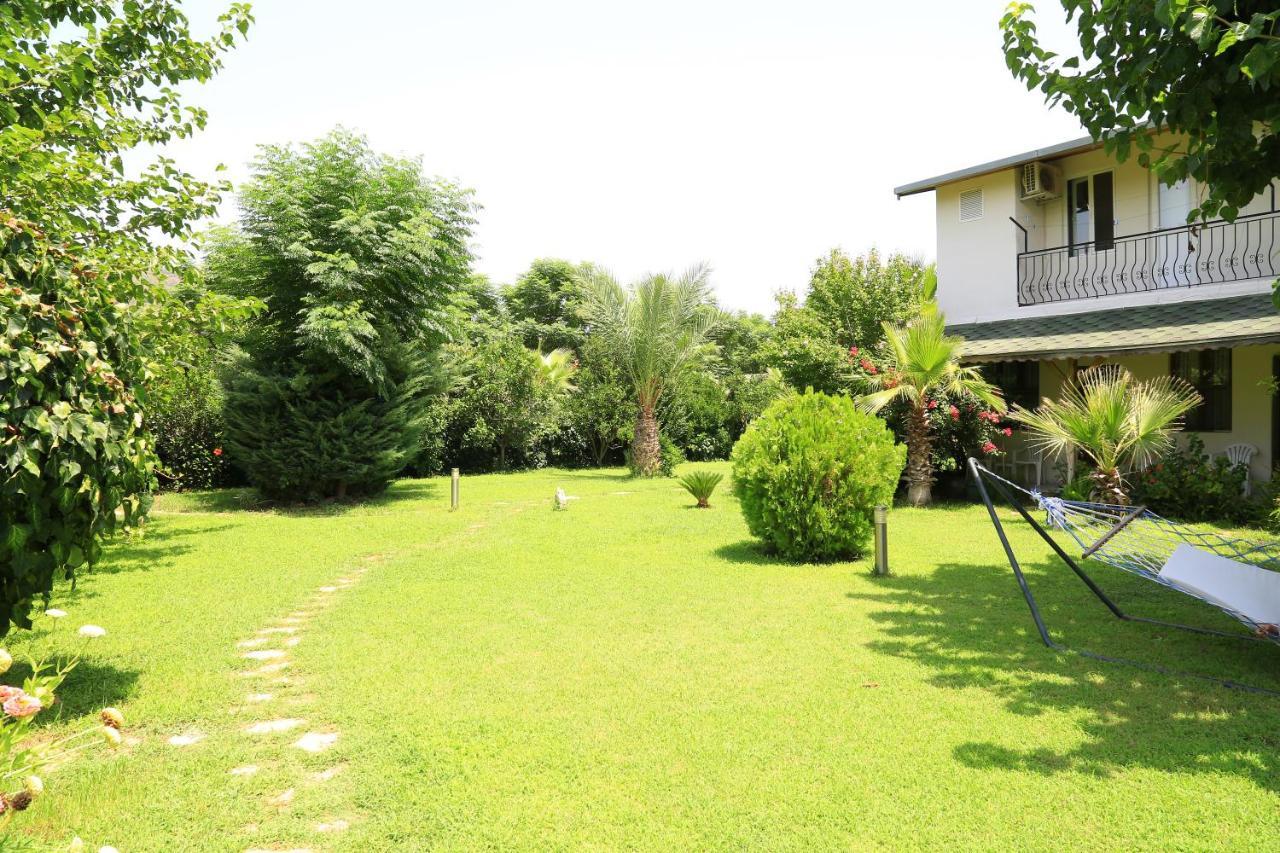 Tunays Pansiyon Bed & Breakfast Çıralı Exterior foto